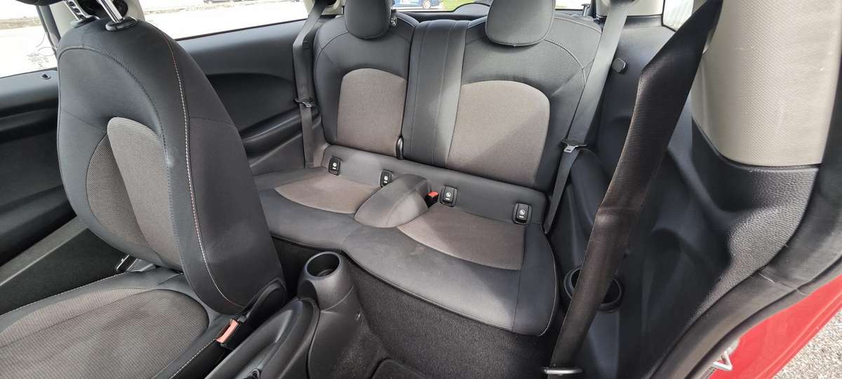 Mini One, 1.2 l., hatchback