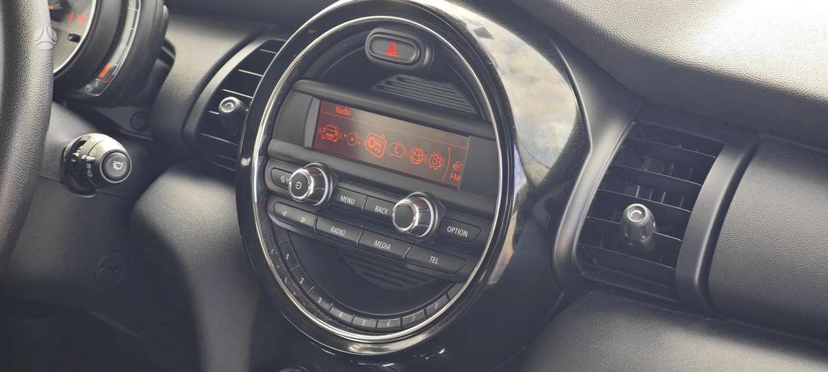 Mini One, 1.2 l., hatchback