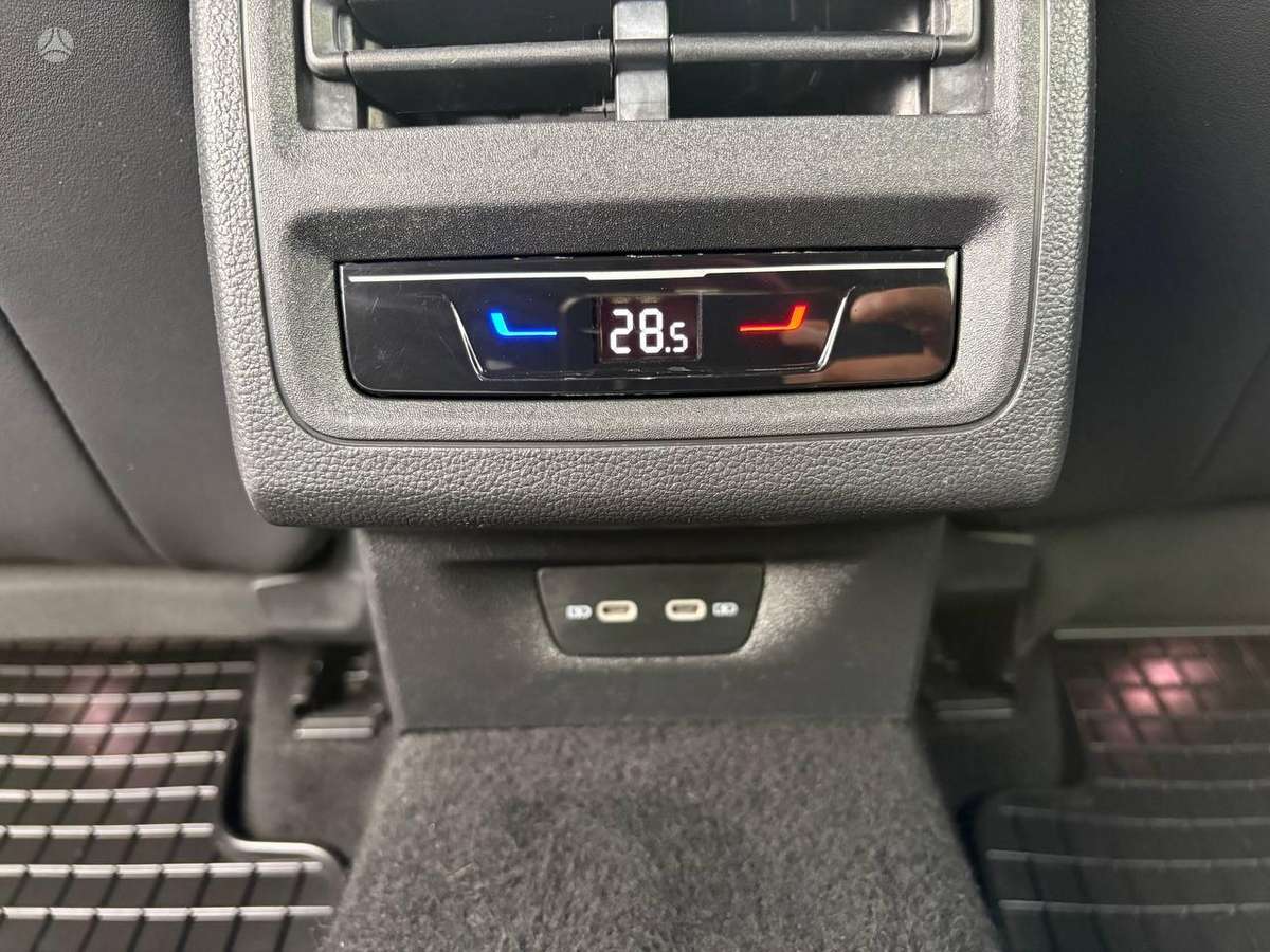 Volkswagen Golf, 1.5 l., Универсал