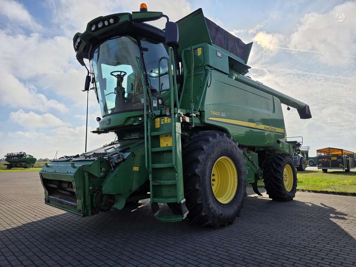 John Deere T660, комбайны