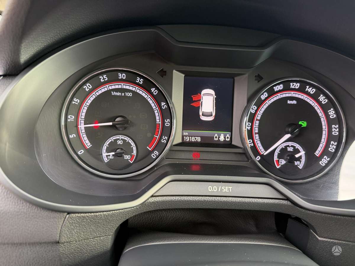 Škoda Octavia - 10