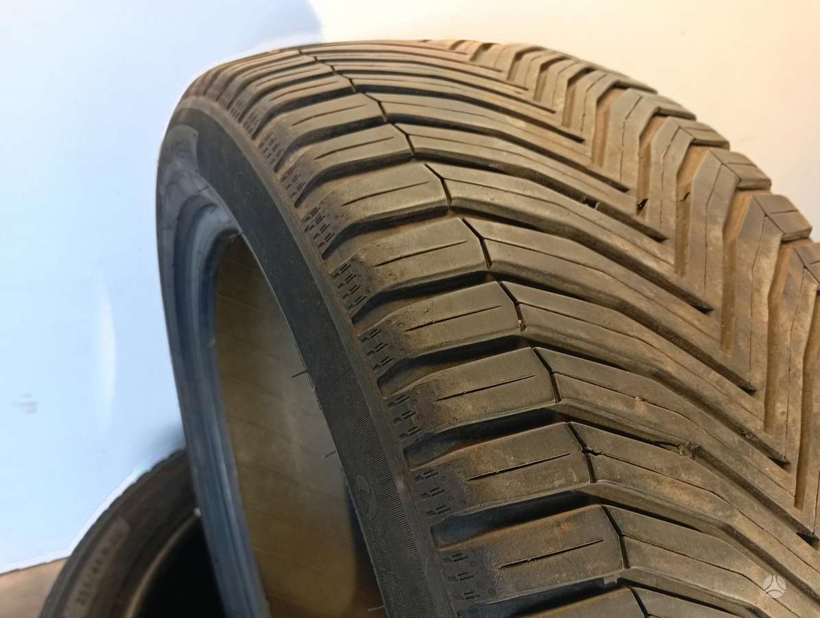 Michelin CROSSCLIMATE, всесезонные 255/45 R20