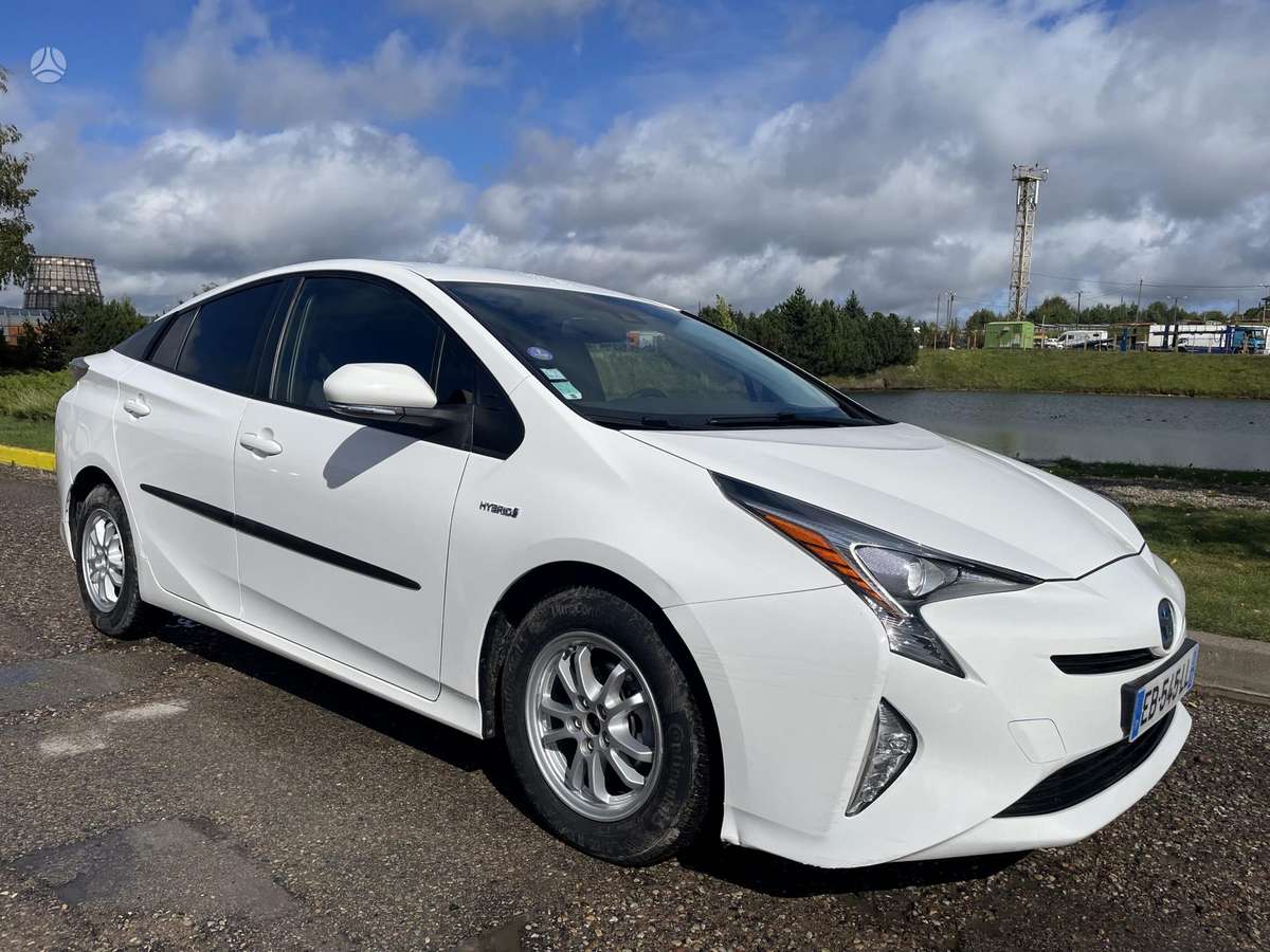 Toyota Prius - 1