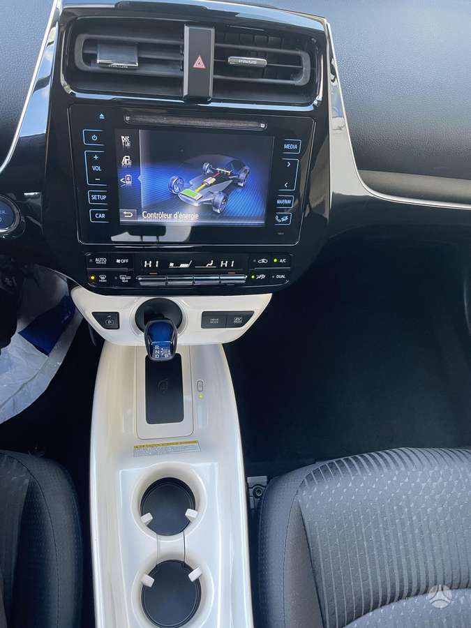 Toyota Prius - 7