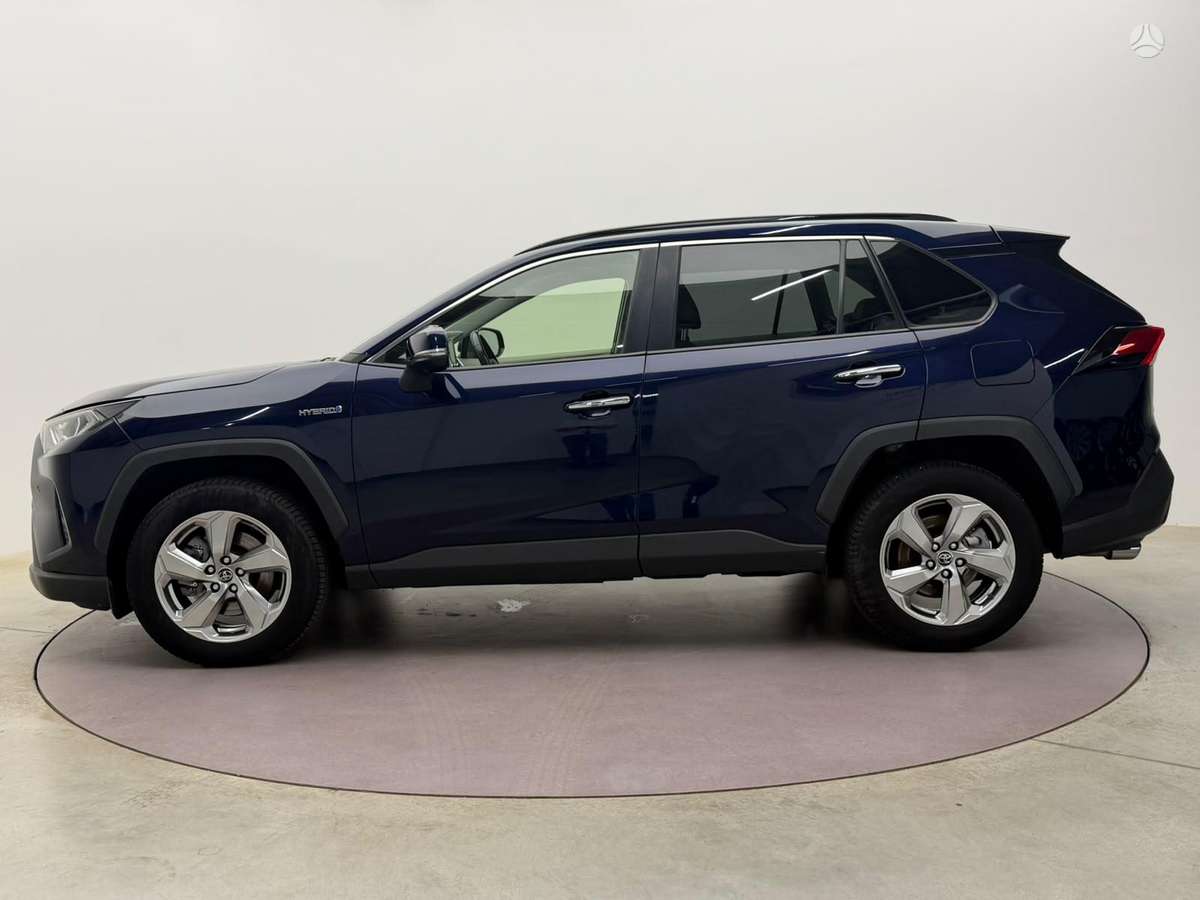 Toyota RAV4 - 5
