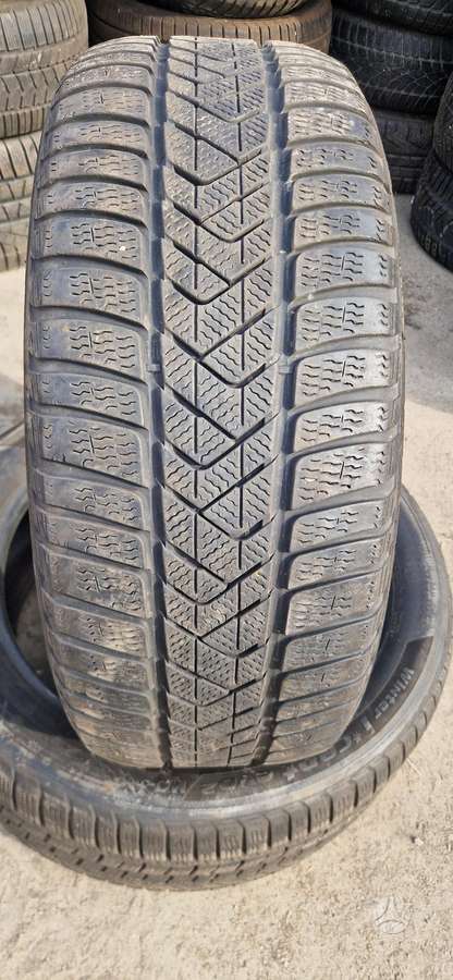 Pirelli Sottozero 3, universalios 245/40 R19