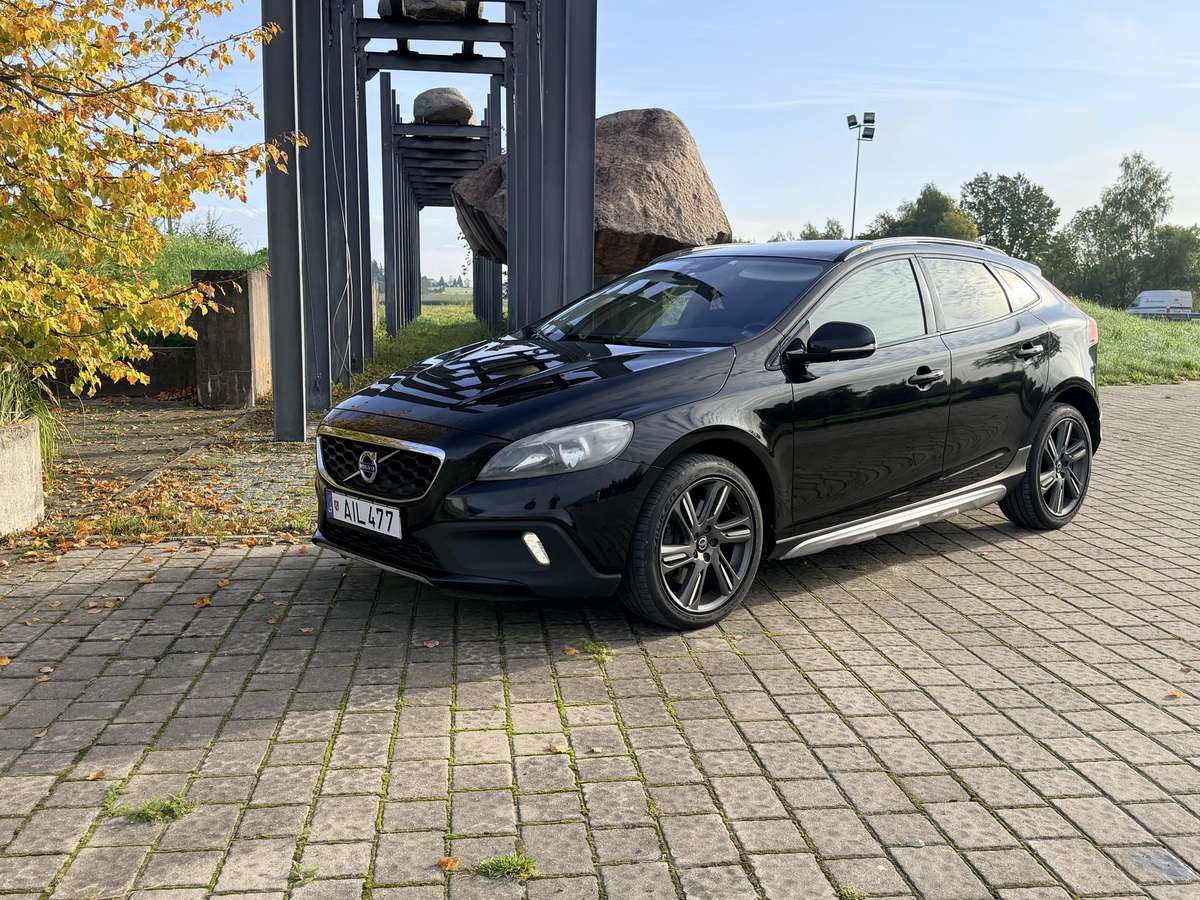 Volvo V40 Cross Country - 2