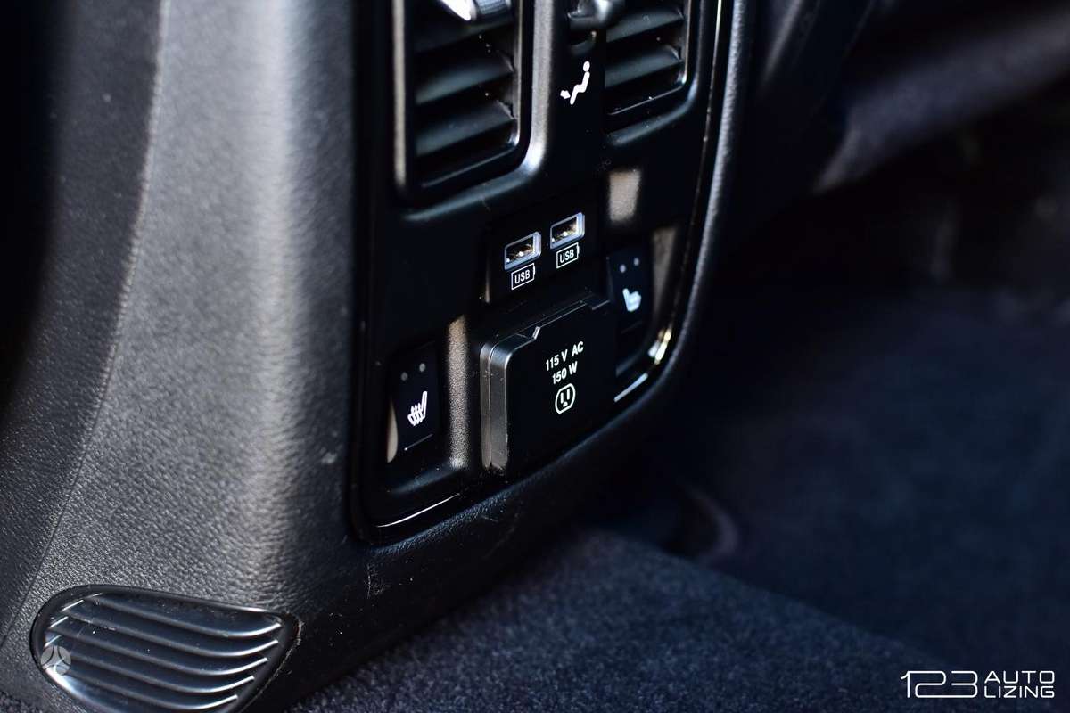 Dodge Durango, 3.6 l., off-road / crossover