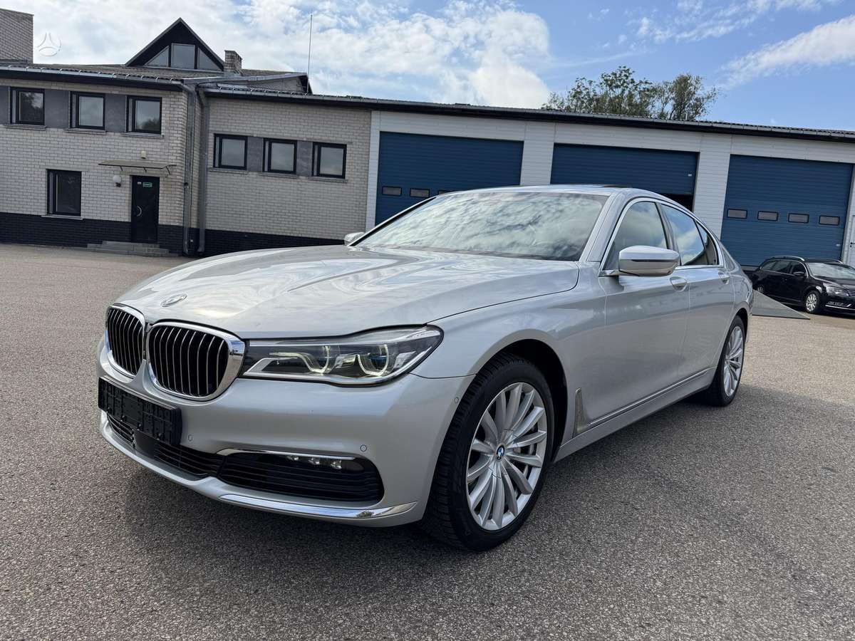 BMW 740, 3.0 l., Седан