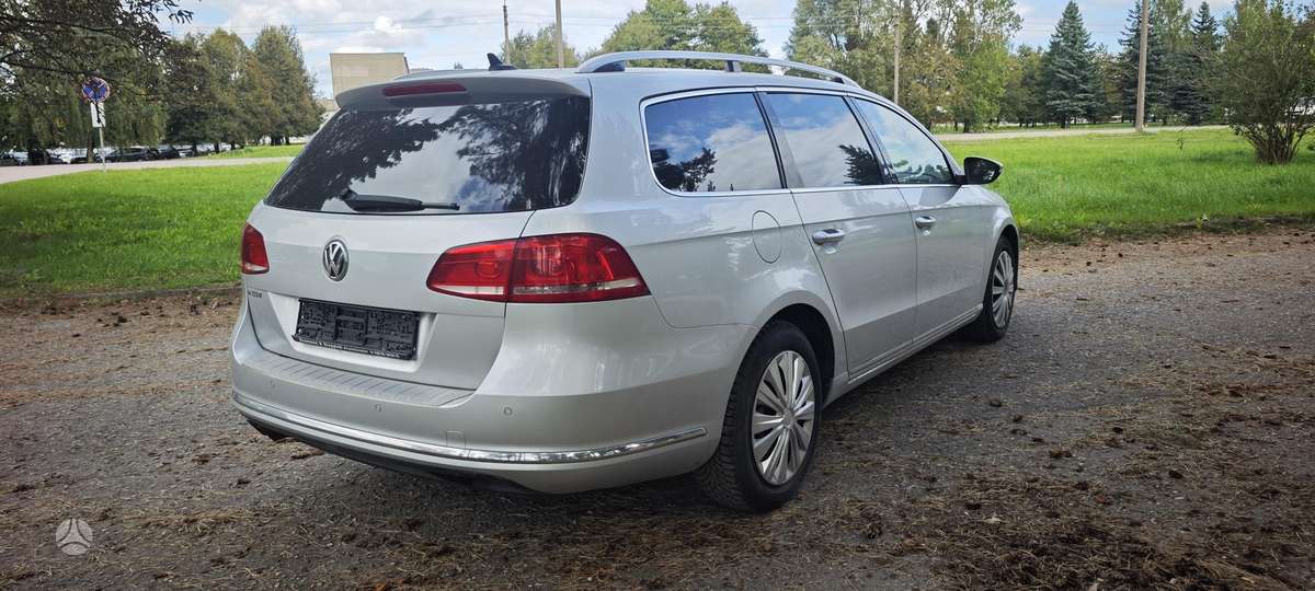 Volkswagen Passat - 5