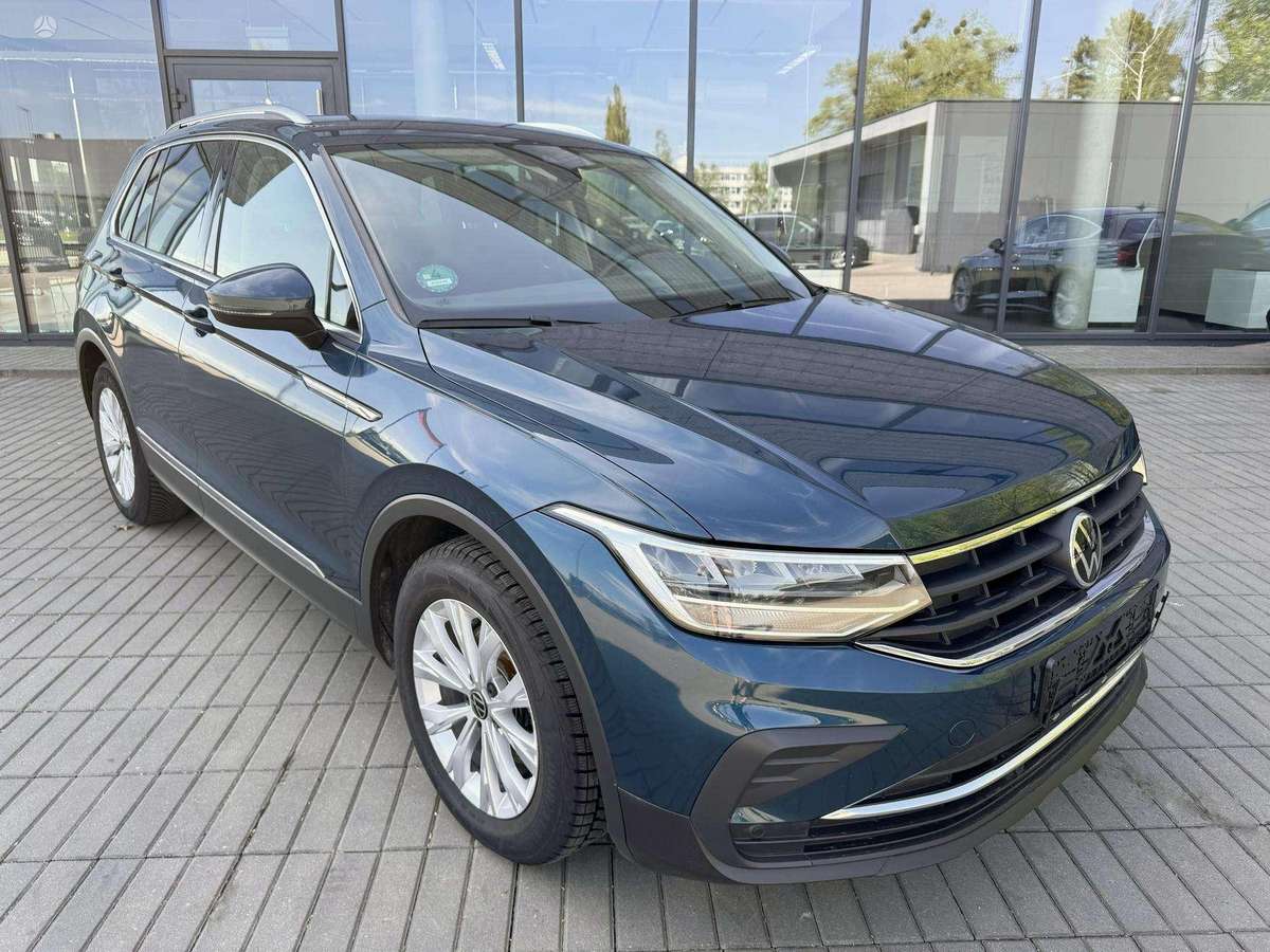Volkswagen Tiguan - 3