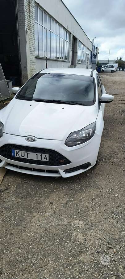 Ford Focus ST, 2.0 l., hatchback