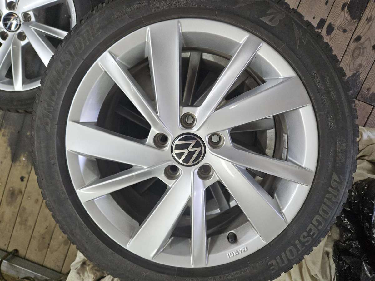Borbet Twin Split 5 Spoke, light alloy, R17