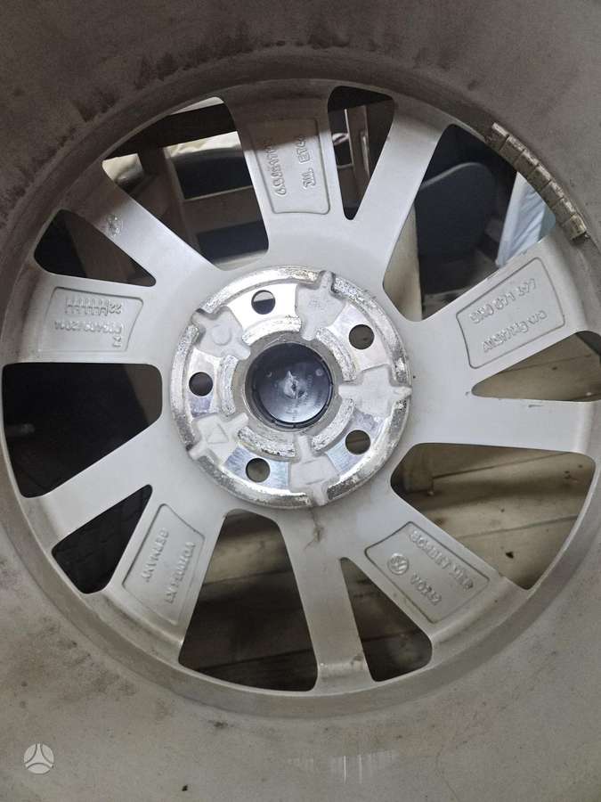 Borbet Twin Split 5 Spoke, light alloy, R17