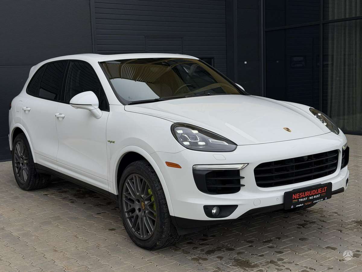Porsche Cayenne - 5