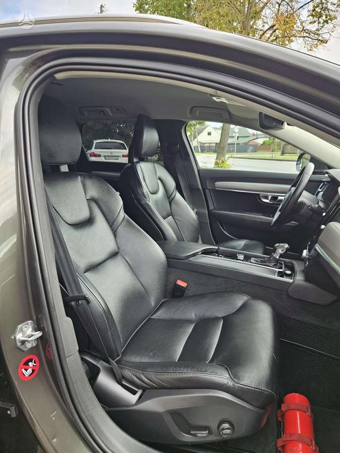 Volvo V90, 2.0 l., Универсал