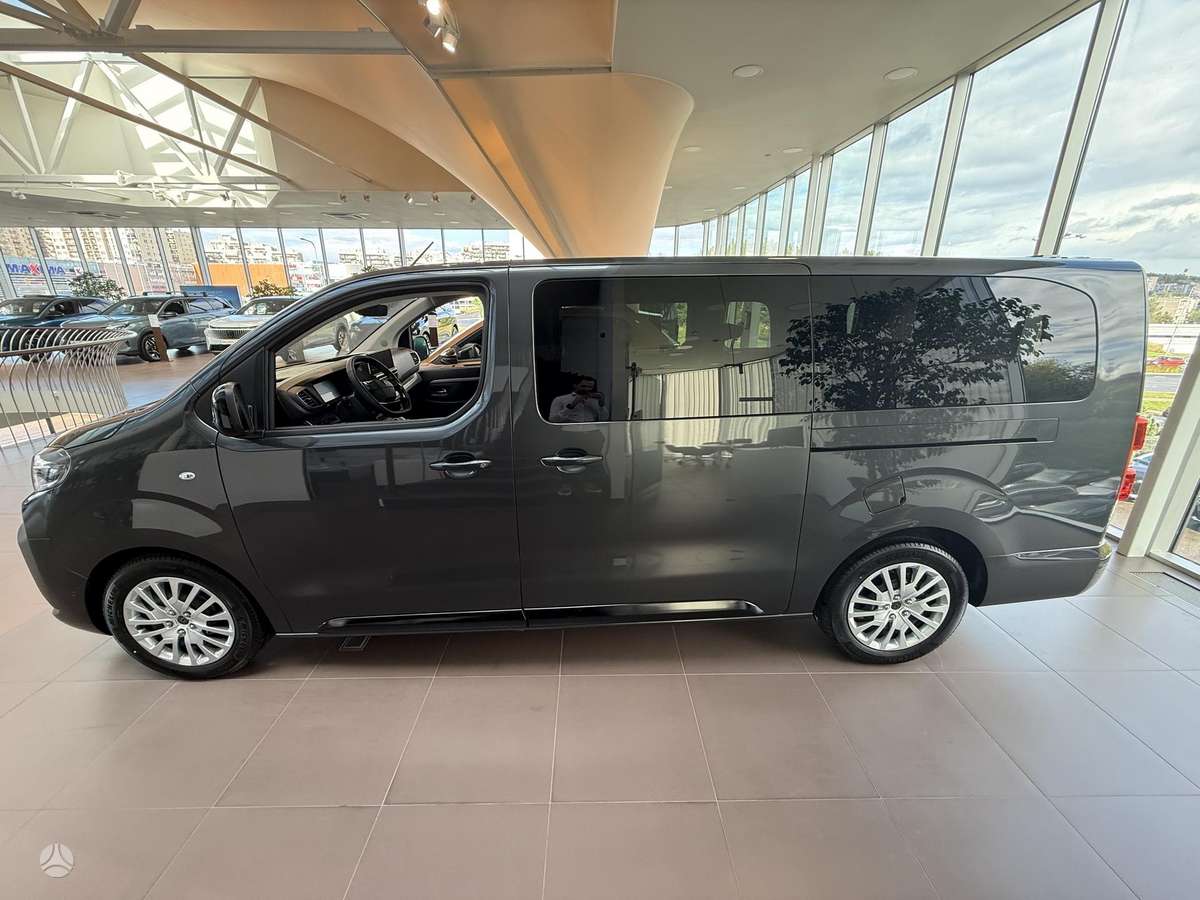 Peugeot Traveller - 3
