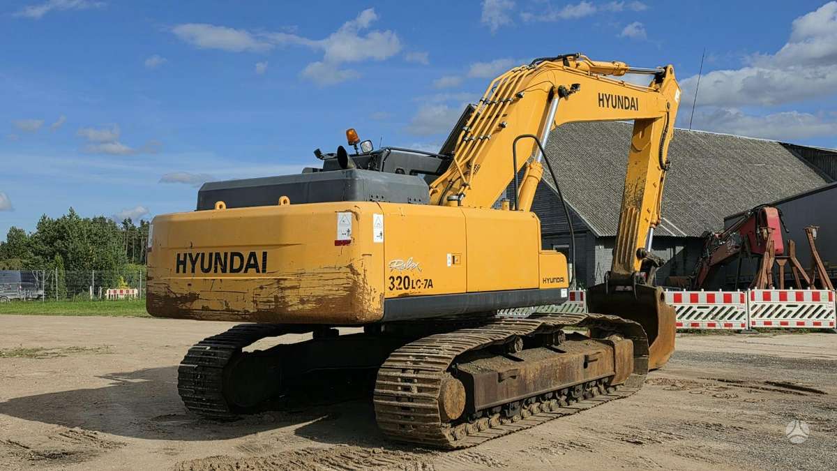 Hyundai ROBEX 320LC-7A, excavator