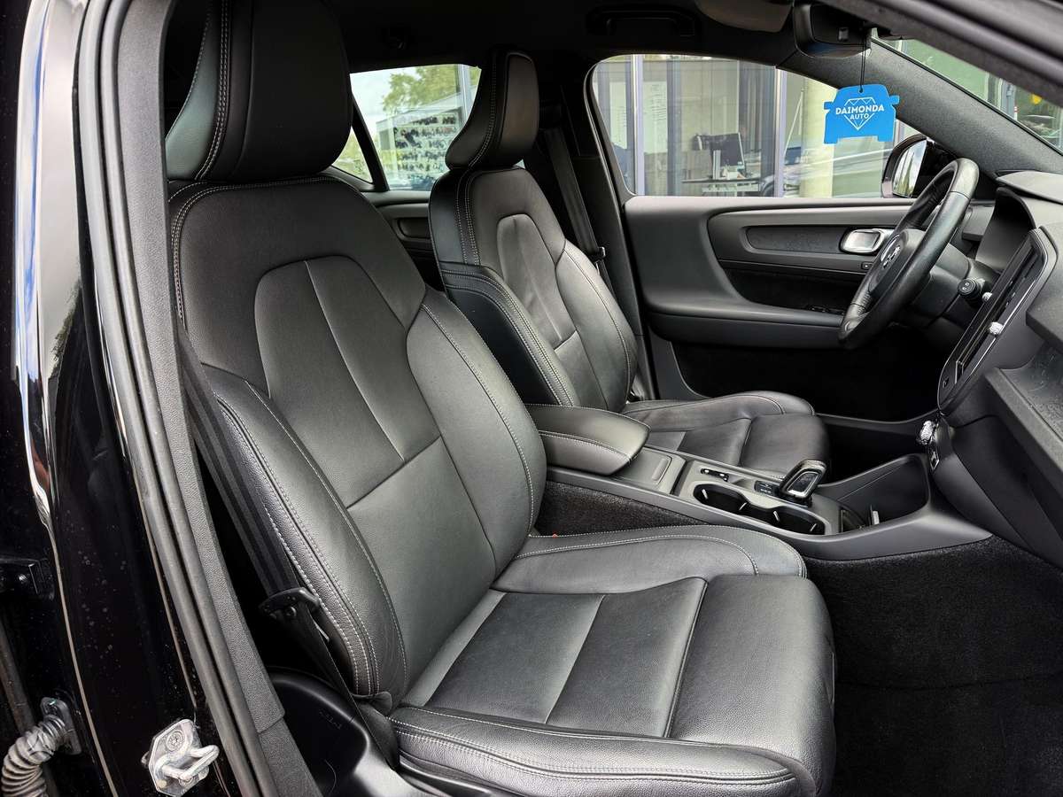 Volvo XC40 - 10