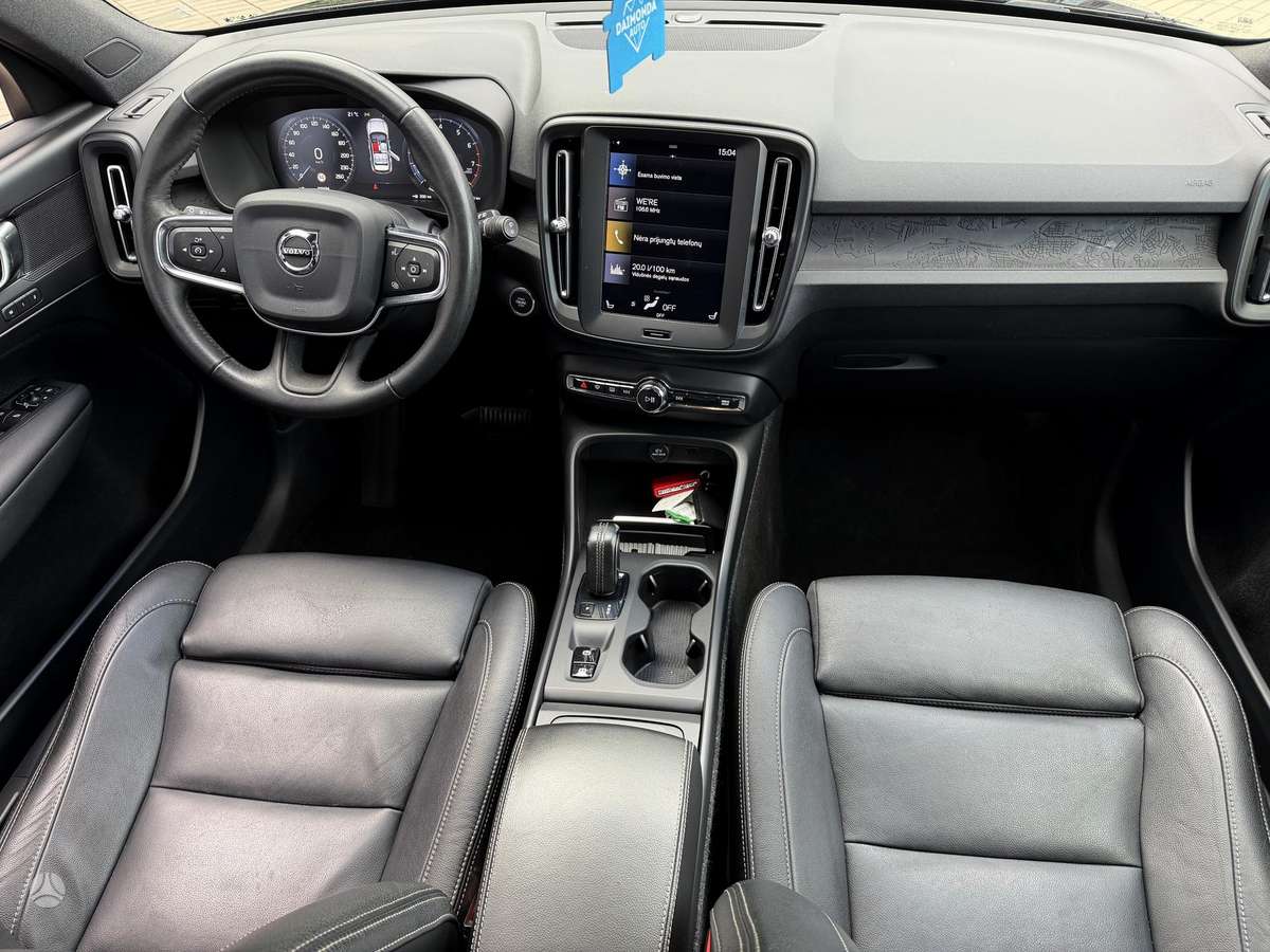 Volvo XC40 - 8