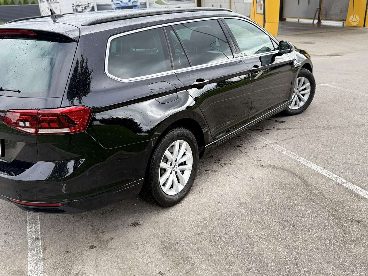 Volkswagen Passat - 9