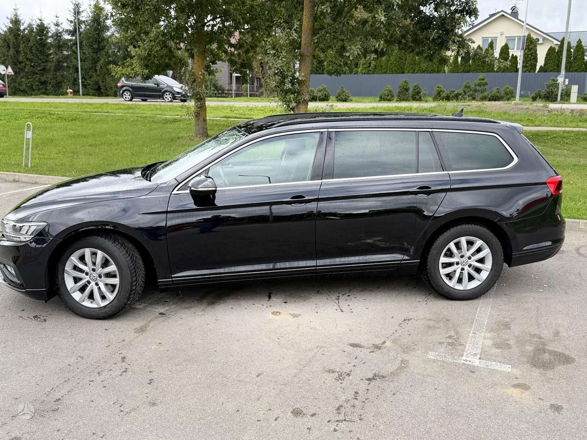 Volkswagen Passat - 11