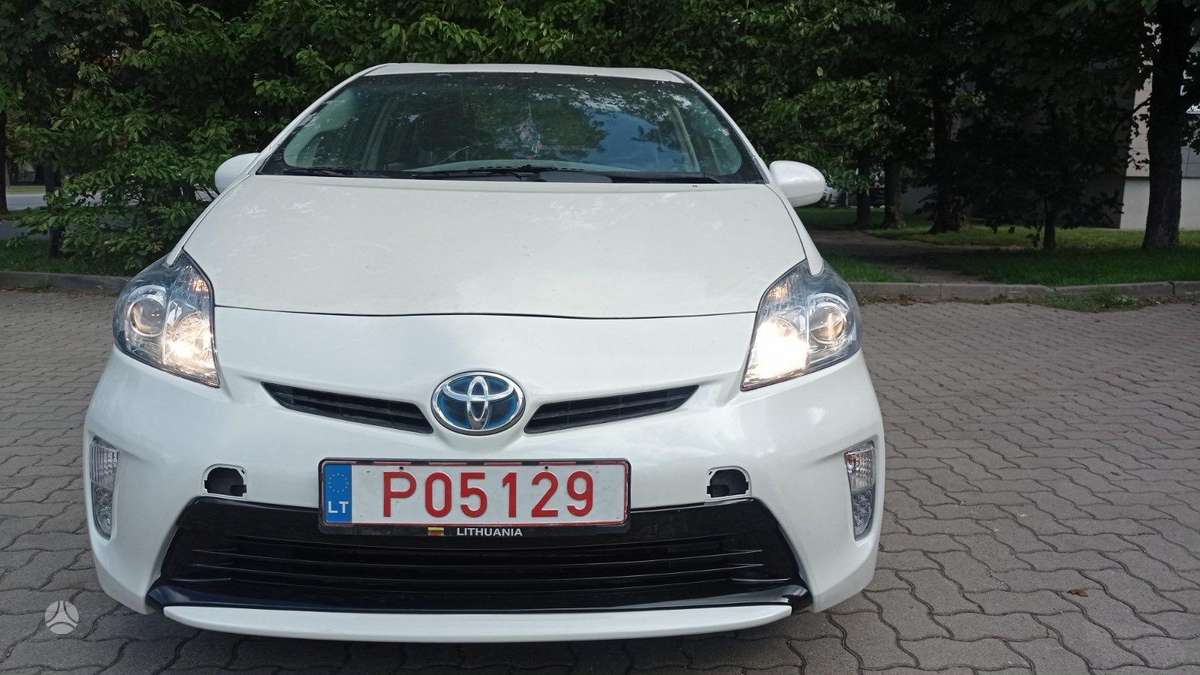 Toyota Prius - 2
