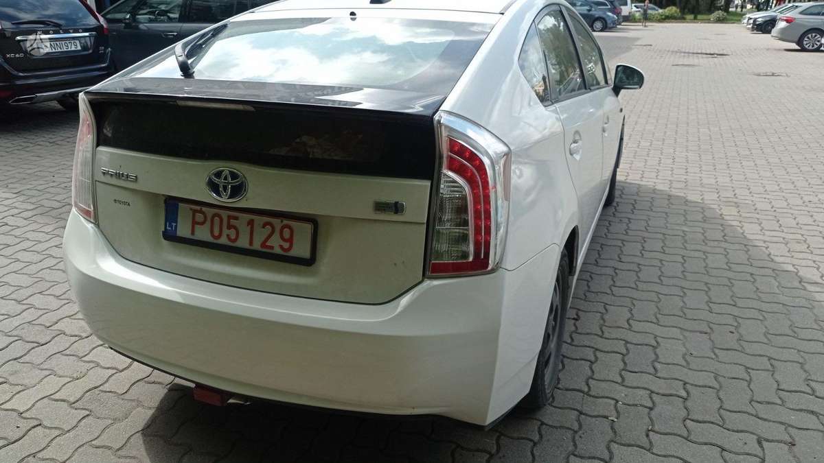 Toyota Prius - 7