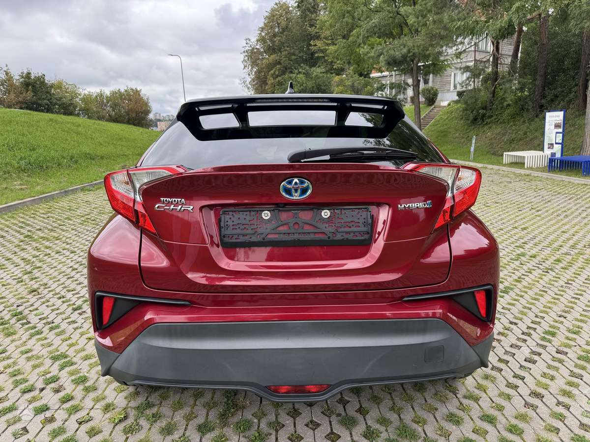 Toyota C-HR - 7