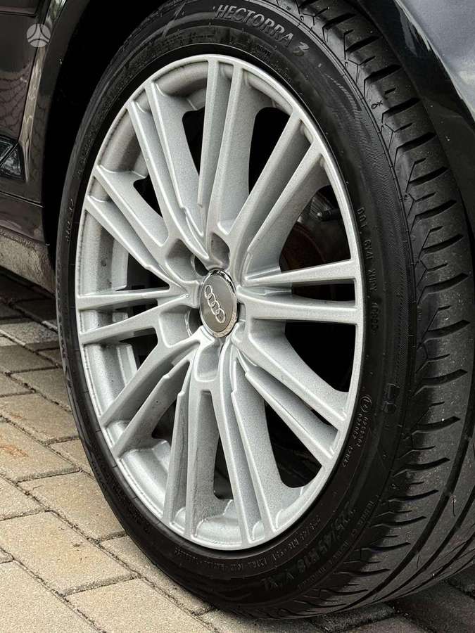 Audi A3, 2.0 l., Хэтчбек