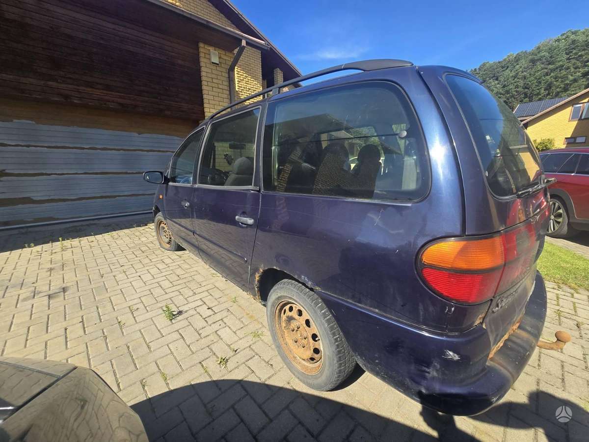 Volkswagen Sharan - 4