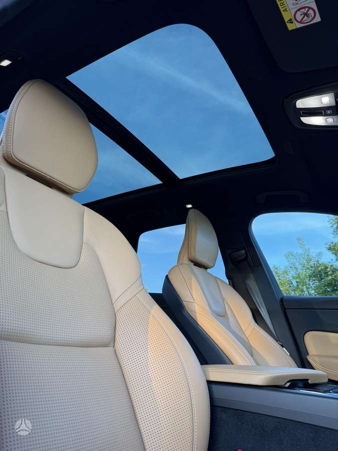 Volvo XC60 - 11