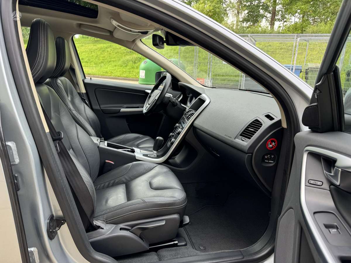 Volvo XC60 - 9