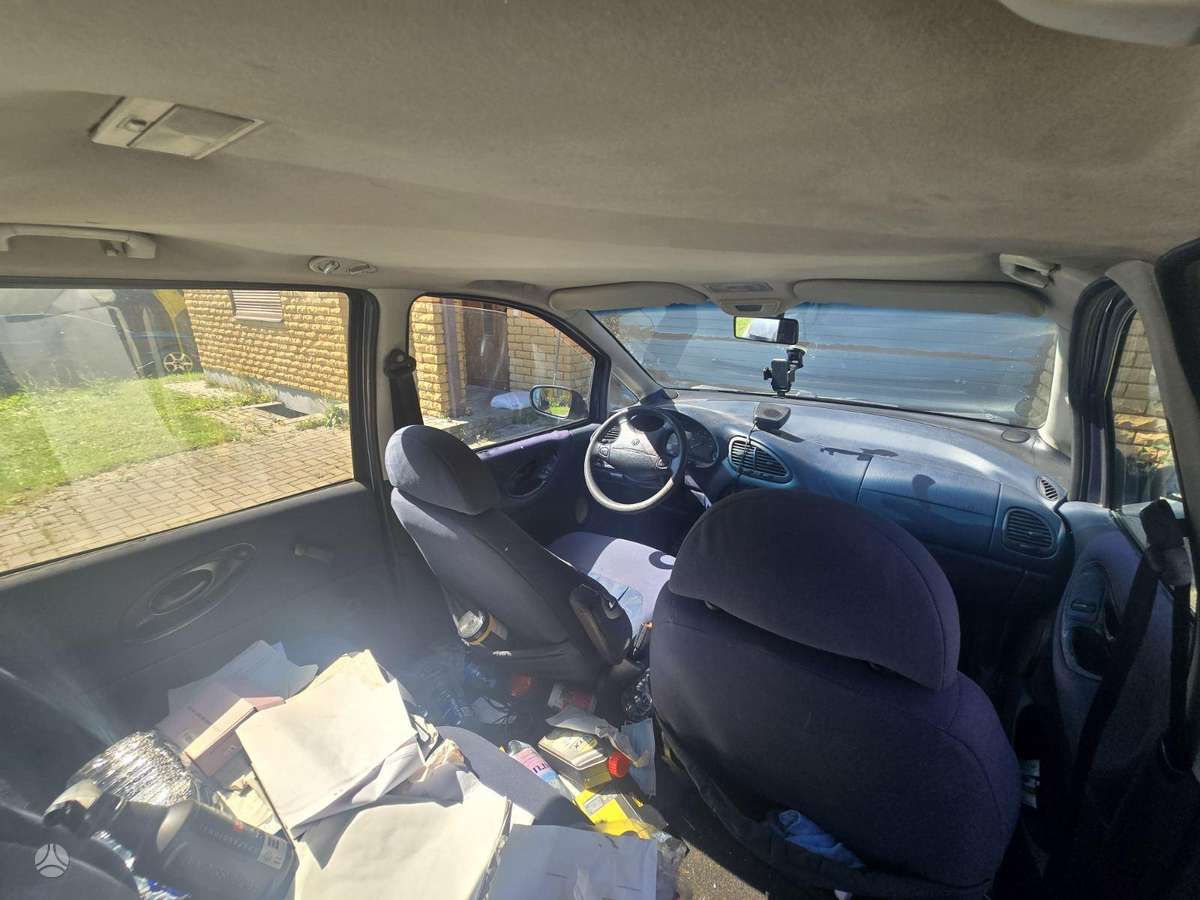 Volkswagen Sharan - 9