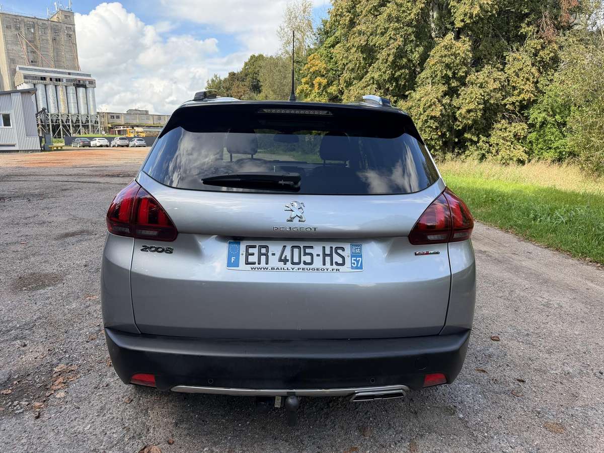 Peugeot 2008 - 6