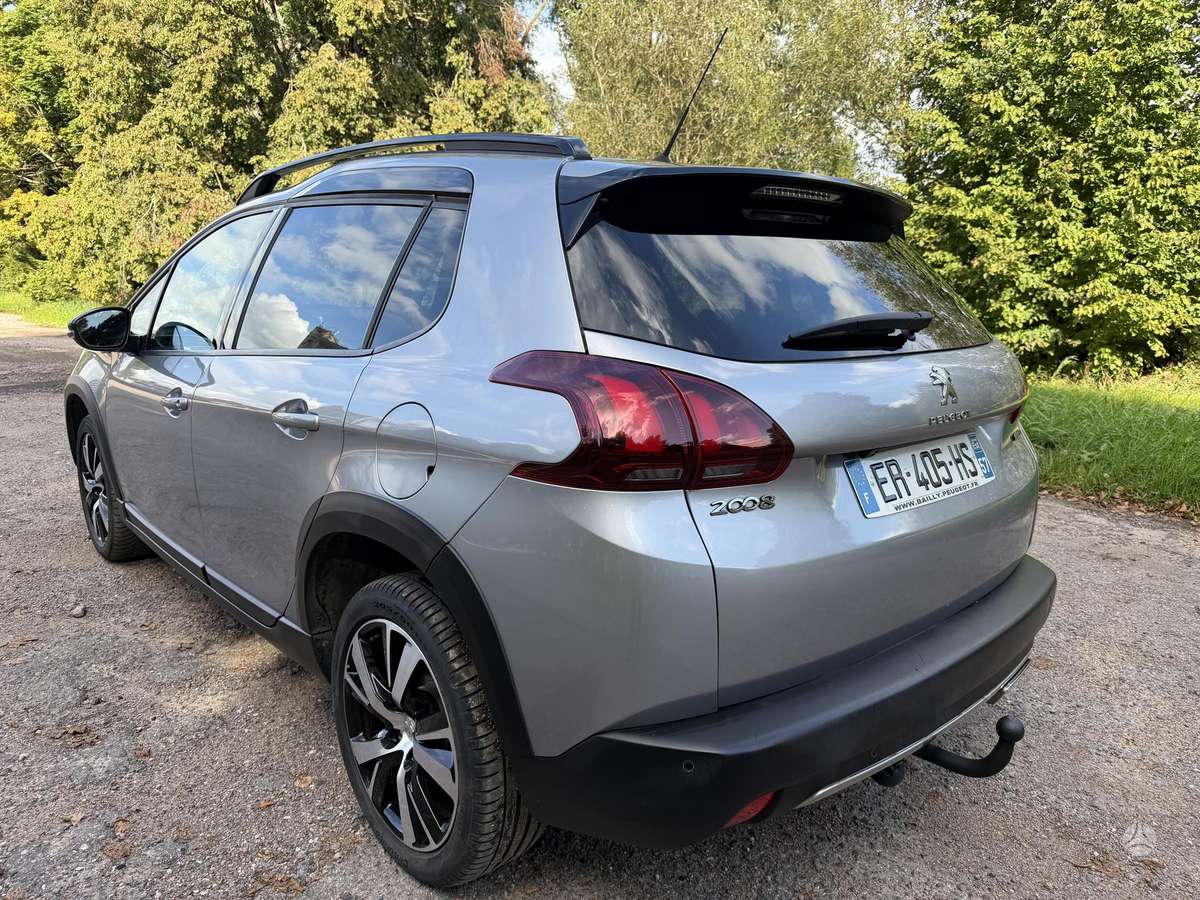 Peugeot 2008 - 4