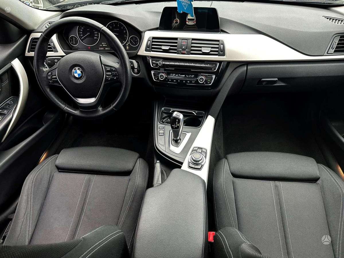 BMW 318, 1.5 l., Универсал