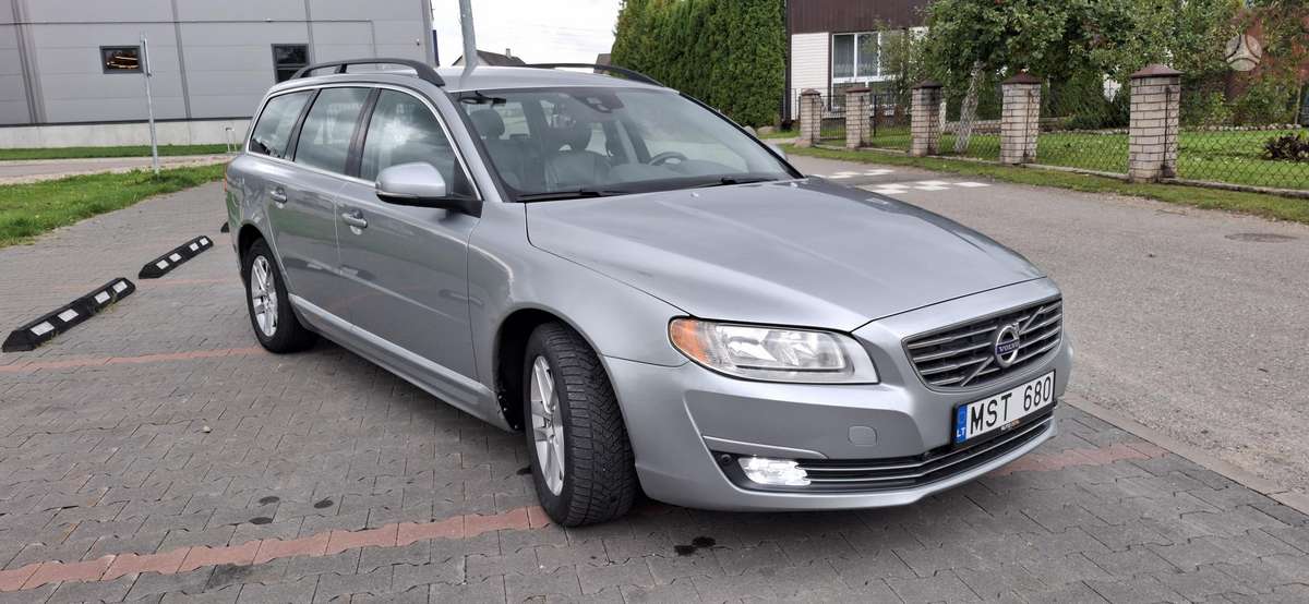 Volvo V70 - 1