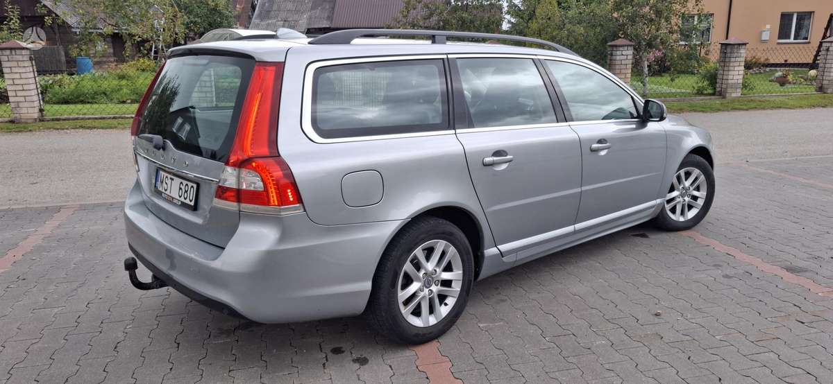 Volvo V70 - 4