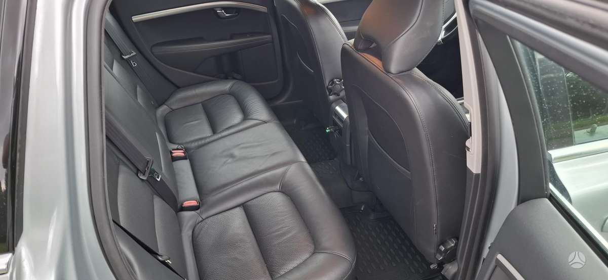 Volvo V70, 2.0 l., Универсал