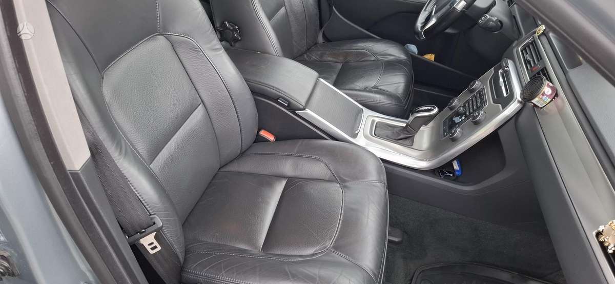 Volvo V70 - 9