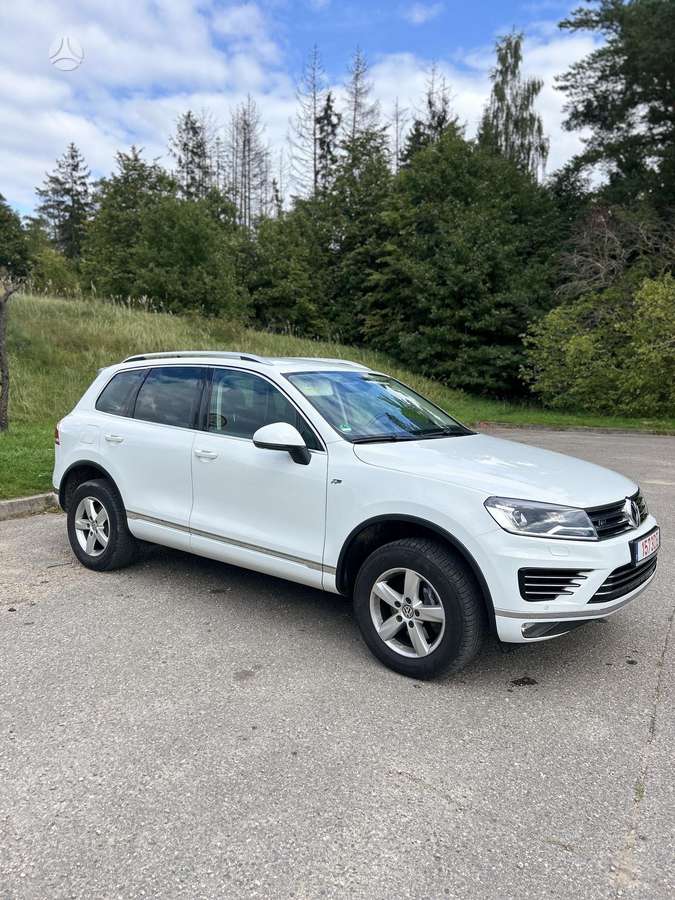 Volkswagen Touareg - 2