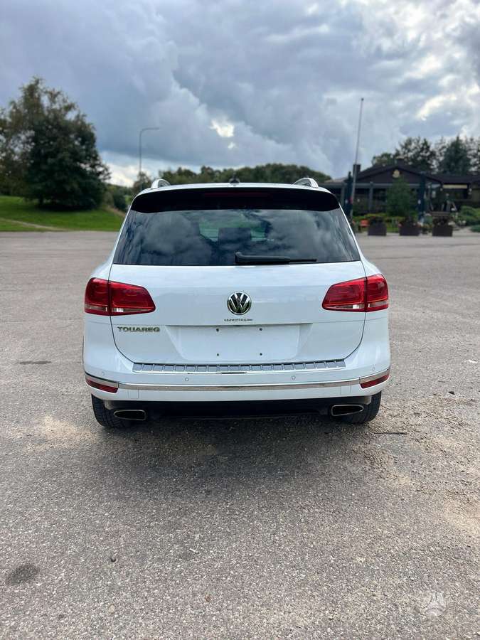 Volkswagen Touareg - 4