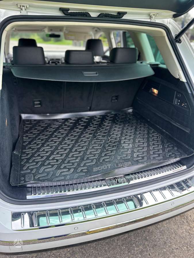 Volkswagen Touareg - 10