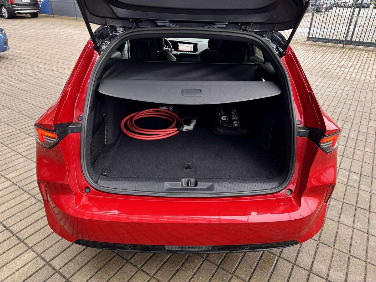 Opel Astra, 54 кВт·ч, Универсал