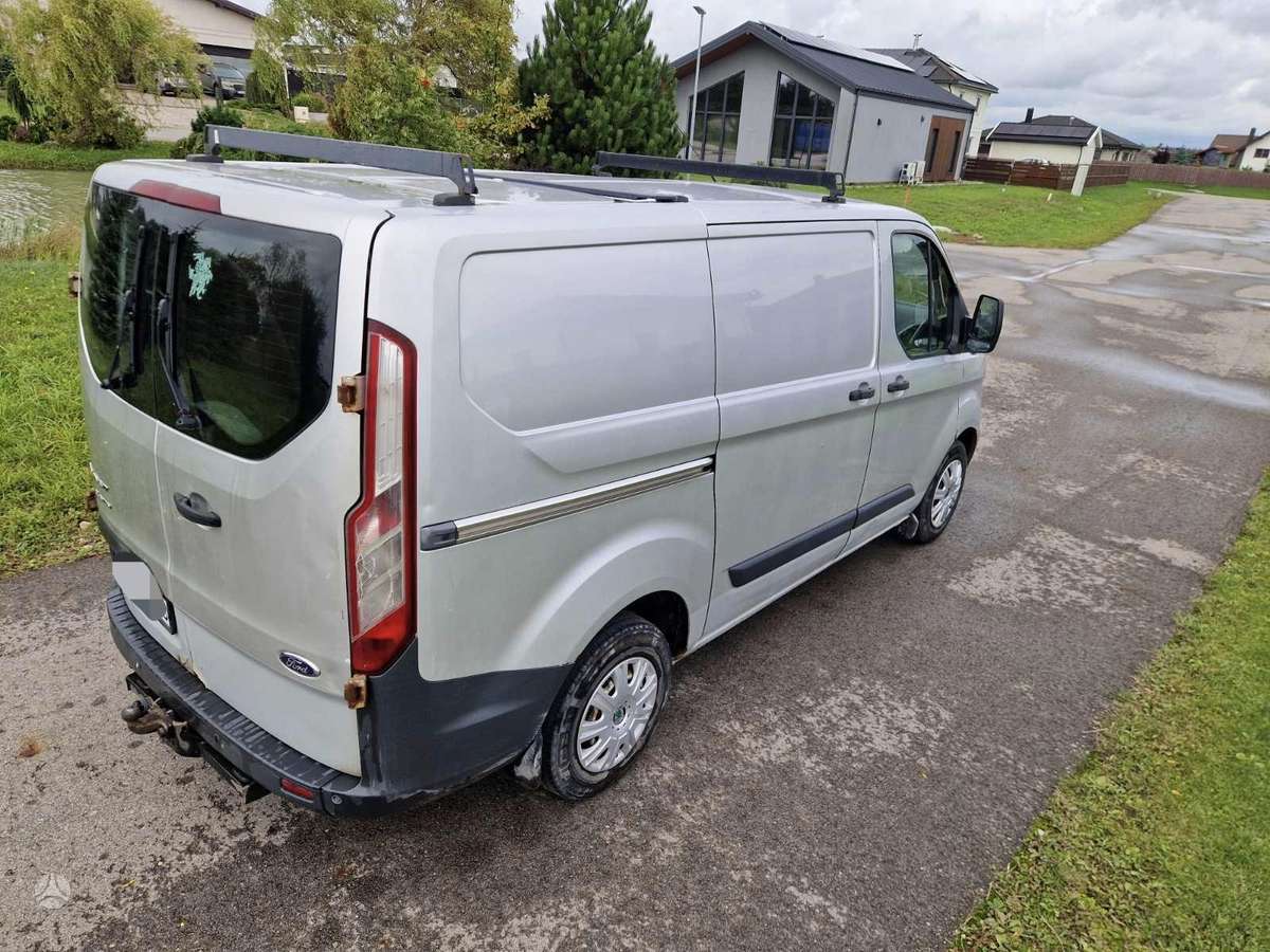 Ford Transit Custom, Коммерческий