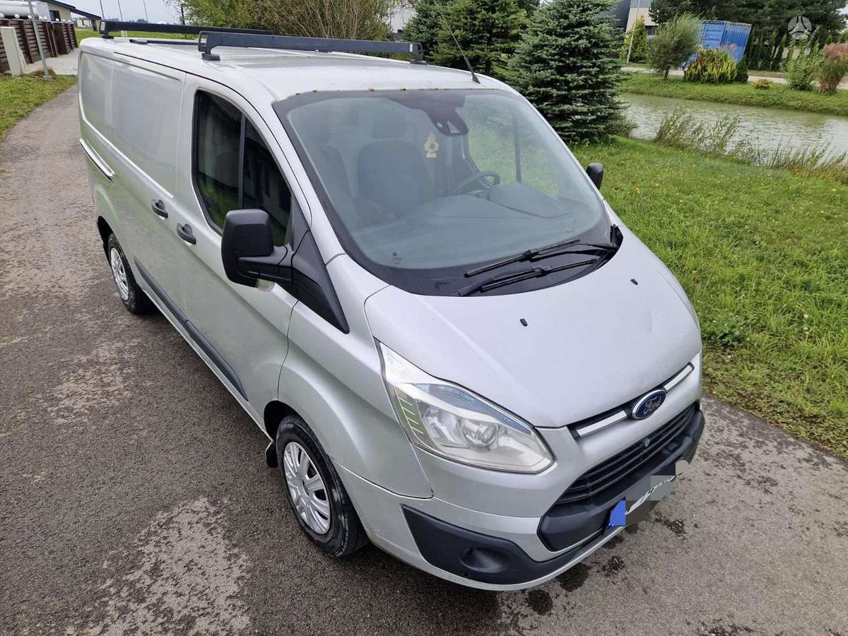 Ford Transit Custom, Коммерческий