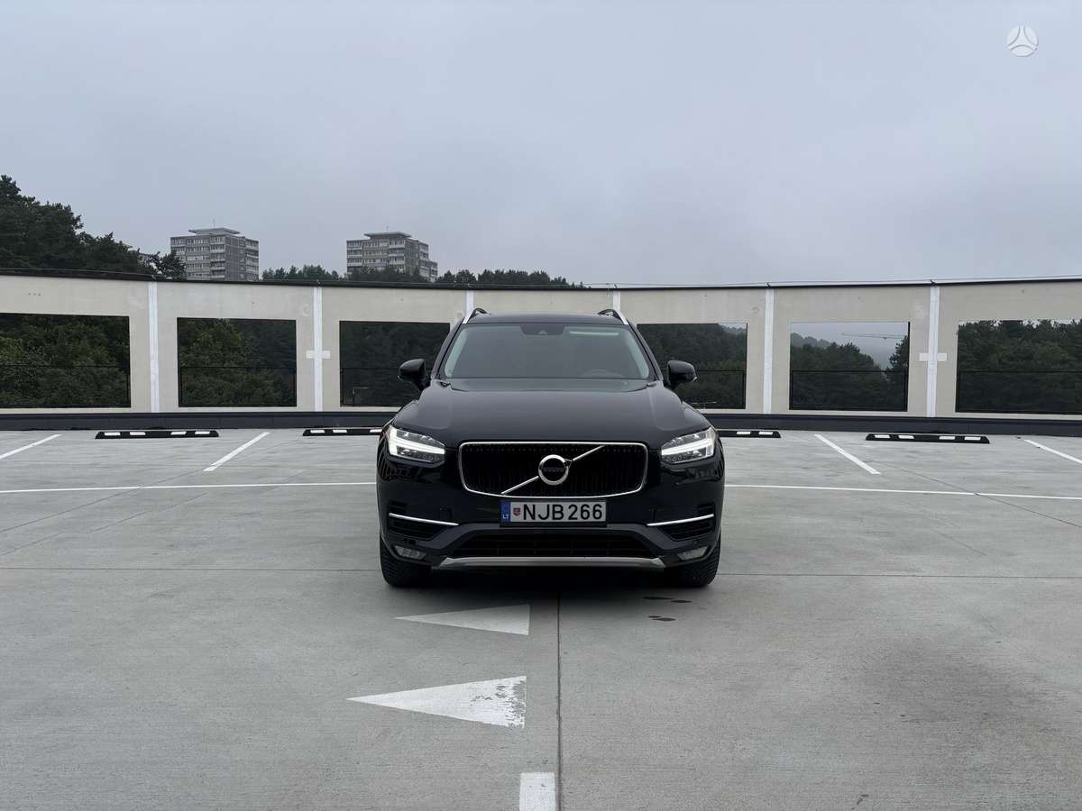 Volvo XC90 - 2