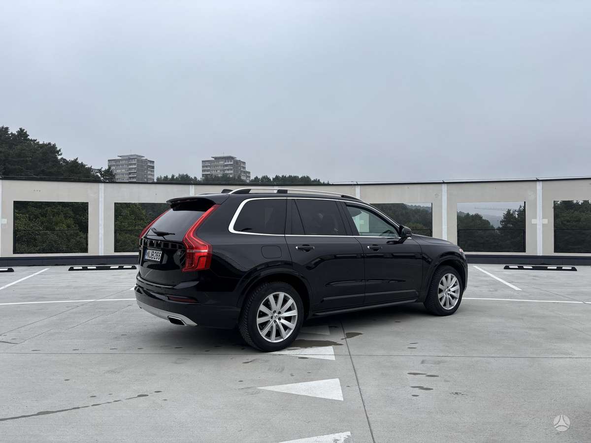 Volvo XC90 - 5