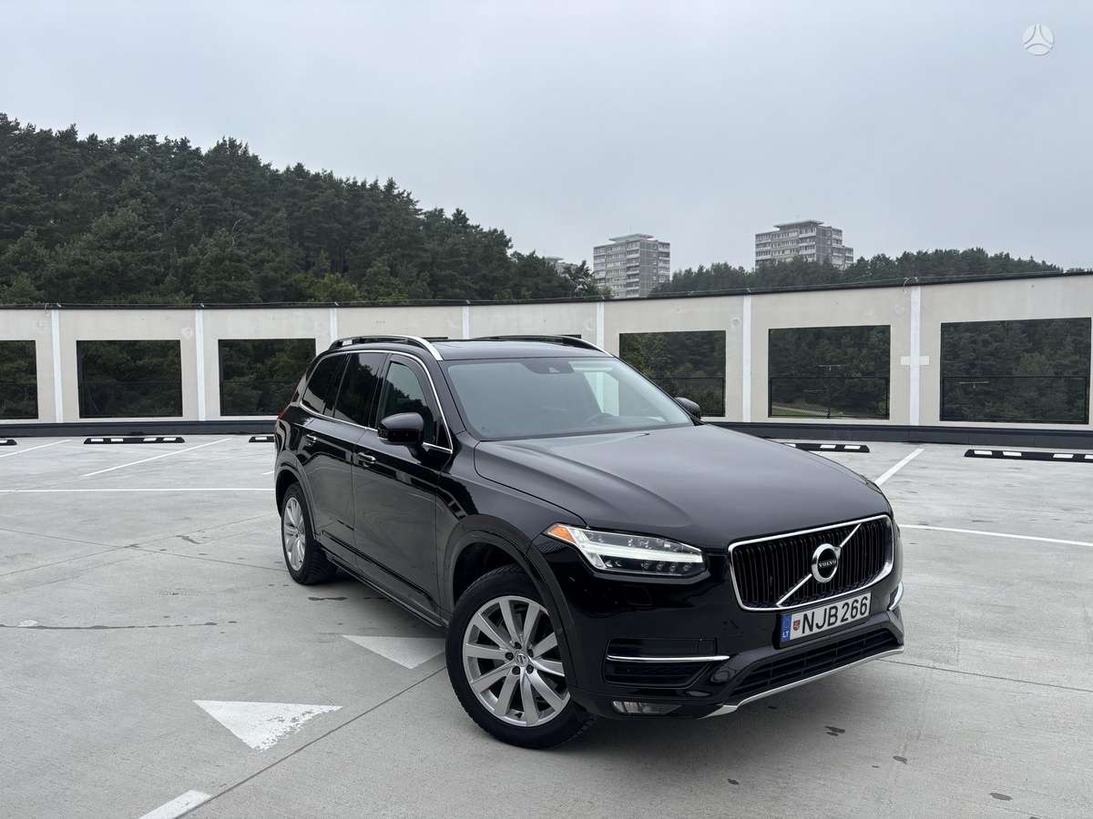 Volvo XC90 - 1